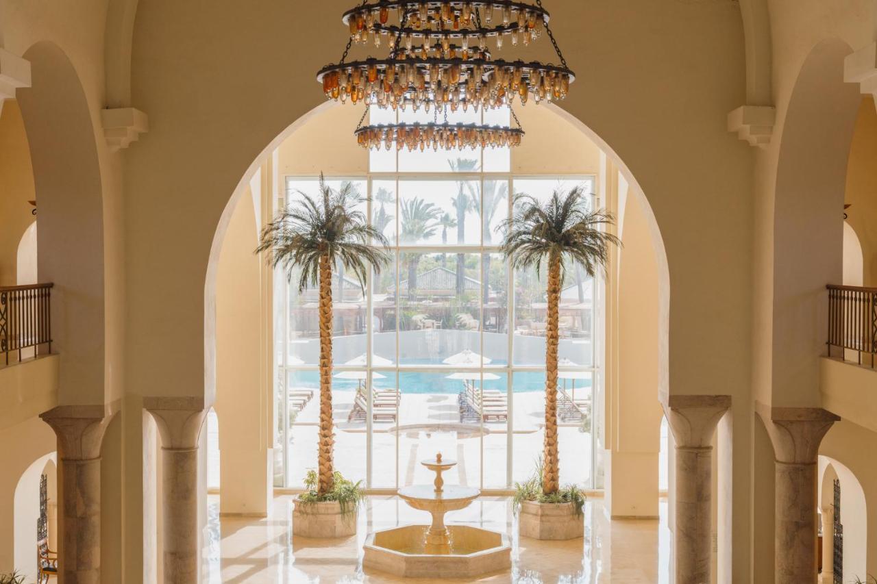The Residence Tunis Gammarth Exterior photo The hotel's lobby